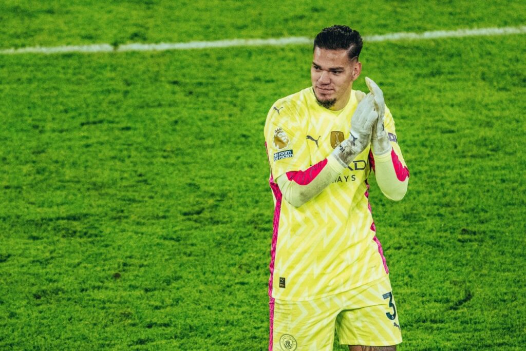 Ederson é alvo do Al-Nassr