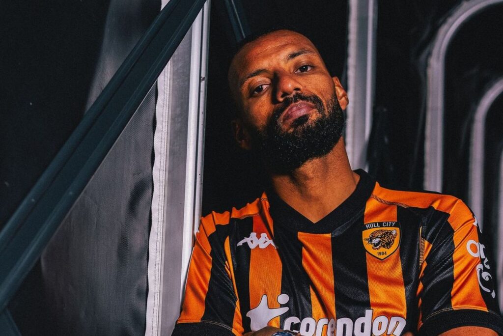 JP Galvão acertou com o Hull City, da Inglaterra (Foto: Reprodução)