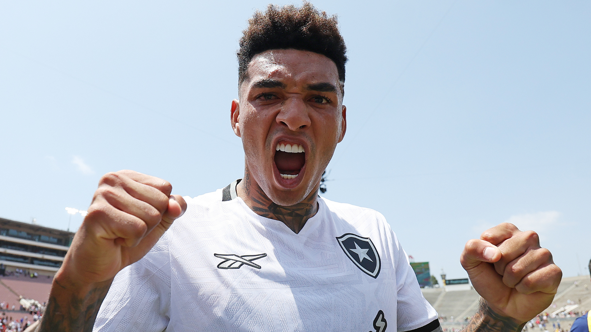 Igor Jesus comemora classificação do Botafogo